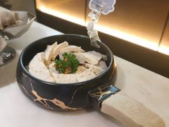 -左庭右院鲜牛肉火锅(浦江欢乐颂店)