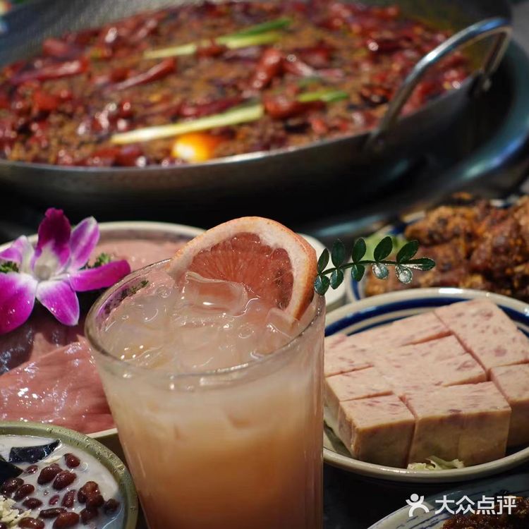 连本地人都排队吃的龙门阵火锅,不容错过🔥