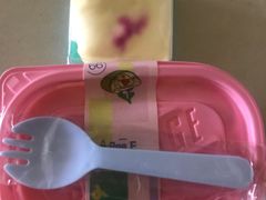 -蜜蜂小象·榴莲千层蛋糕(时代汇11栋店)