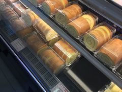 -红宝石·鲜奶小方·海派西点房(金杨店)