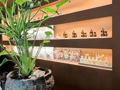 -泰·菩提树下[泰式按摩x精油SPAx肩颈头疗](新景店)