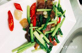 Bok Choy Stir-Fried with Preserved Meat