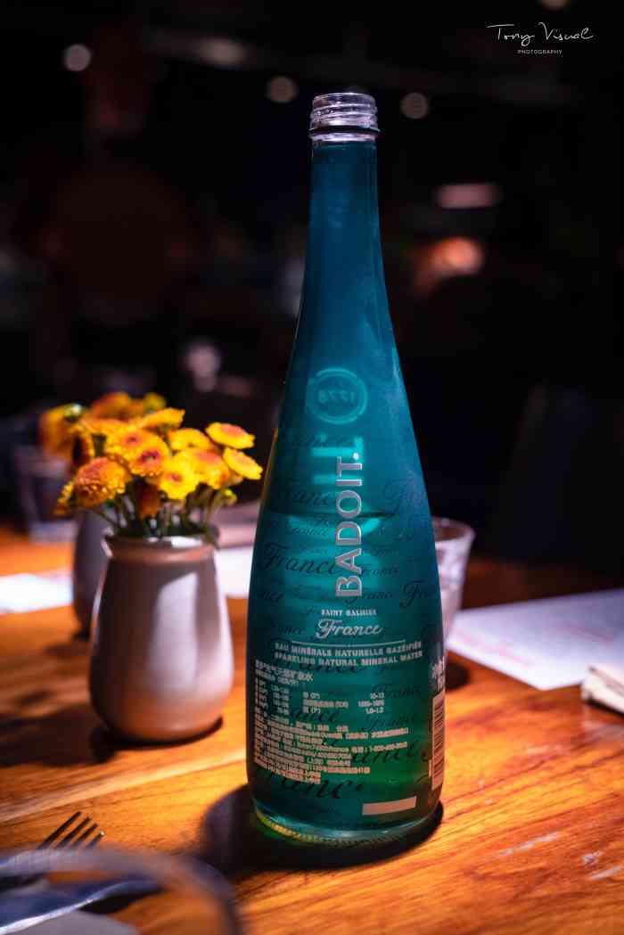 henkes(芮欧百货店)-"前几天打包了一份草莓蛋糕给朋友带回去了,.