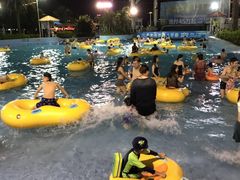 -黄金海岸水上乐园