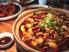 肥肠牛蛙砂锅-马头巷·食景园(苏州总店)