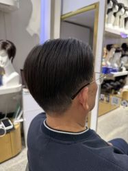 -LAQUEEN 时尚健康假发