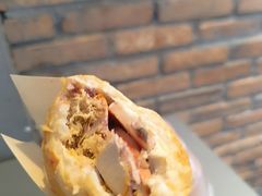 -Bánh Mì Huynh Hoa