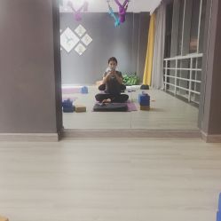-静园瑜伽