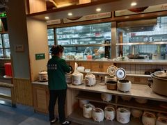 -绿草地·湘菜(酃湖师院店)