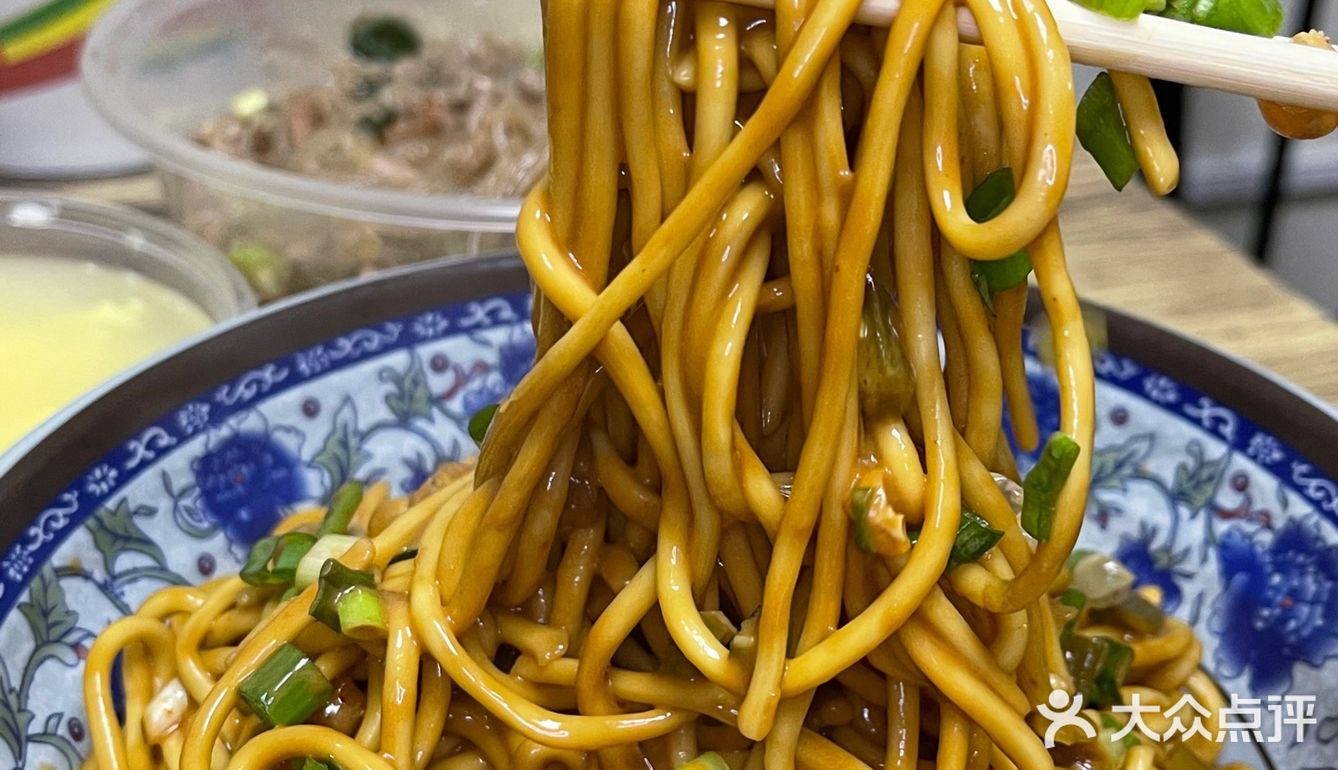 又是早起好值的一天[调皮]正宗武汉过早的快乐