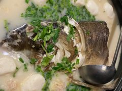泉水珊瑚鱼头汤-小厨娘淮扬菜(清江苏宁广场店)