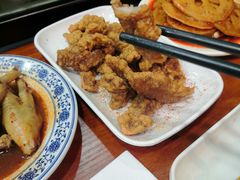 -爆炸头阿姨小四川正宗川味小吃(无任何分店)