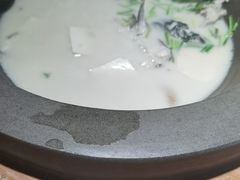 -咕嘟草帽鱼·牛奶一样的鲜鱼汤(包河万达广场创始店)