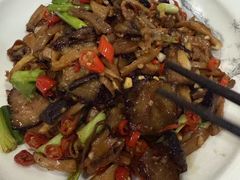 -湖南人家湘菜馆(镇江路店)