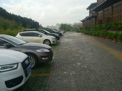 停车场-壮乡楼民俗文化苑(李宁体育园店)