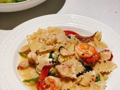 -Mogul Eatery·大亨餐酒馆