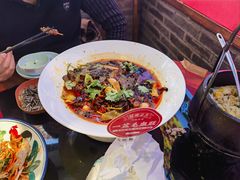 -川流不息·地道川菜·小龙虾(新松江路店)