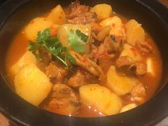 -云海肴·汽锅鸡·云南菜(天山百盛优客店)