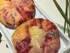 云南重瓣鲜花饼-云腾食府·云南菜