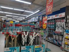 -家乐福(四元桥购物中心店)