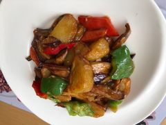 -关东小磨东北菜(上海长风大悦城店)