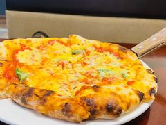 烧烤鸡肉披萨-房角石西餐厅Cornerstone Cafe(龙潭广场店)