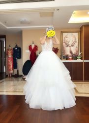 点击看大图 -拉瑞娜LaReine婚纱礼服高级定制