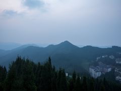 -钟鼎寺