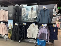 -迪卡侬(西三旗店)