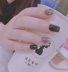 -花萤Hanako·轻奢美甲美睫