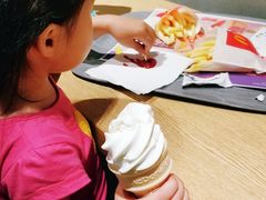 -麦当劳(中山公园龙之梦店)