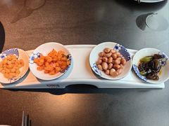 -凤凰湘语·平价海鲜餐厅(浦东旗舰店)