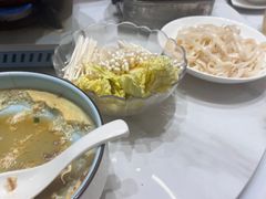 -湘当有饭剁椒鱼头(昆山招商花园城店)