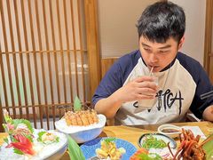 -花和海鲜自助(梅江店)