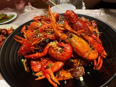 -巴厘龙虾·榜首油焖大虾(音乐学院·沿江酒馆店)