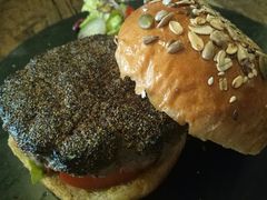 -HIGH FIVE哈福手工汉堡(桂林路店)