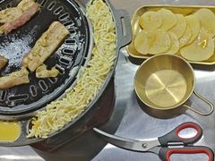 -胡悦里韩式烤肉(芝罘万达广场店)