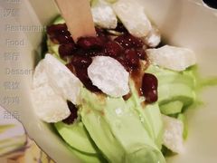 抹茶红豆年糕麦旋风-麦当劳(百联西郊购物中心店)