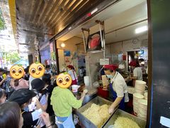 大堂-家阳赵师傅油饼包烧麦(粮道街店)