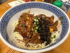 -沪西老弄堂面馆(定西路店)