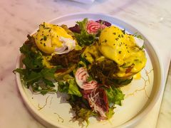 疯狂手撕牛肉班尼迪克蛋-The Rug Cafe(王府中环店)