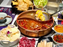 鸳鸯锅-牛村来人潮汕牛肉火锅(西单店)