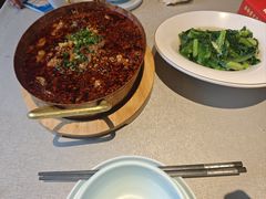 -有红鸡毛店·川菜(建设路店)