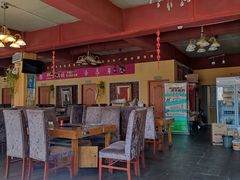大堂-峰瑞藏地美食·石锅鸡·牦牛肉(大昭寺品牌店)