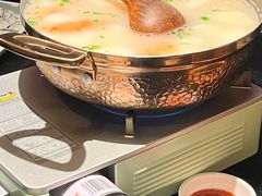 -吴越荣记苏州菜·松鼠桂鱼100%活鱼现做(月光码头店)