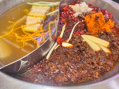 -沸炉重庆老火锅(军事博物馆店)