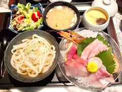 -家贺屋刺身寿司专门店