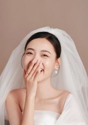-巴黎新娘婚纱摄影