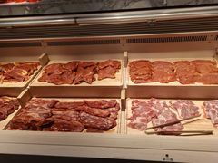 -阪尚皇·原切牛排·烤肉火锅自助(北京路店)