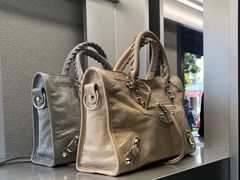 -BALENCIAGA(比斯特苏州购物村店)